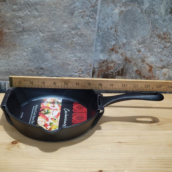 Cocinaware Cast Iron Fry Pan Skillet 8 Inches Pour Spouts New - Picture 9 of 9